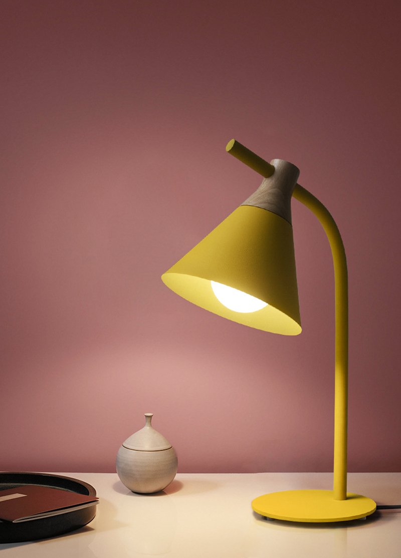 Patriam - Moderne Nordische Schreibtischlampe